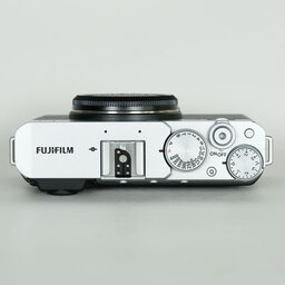 FUJIFILM X-E4 FUJIFILM X-E4