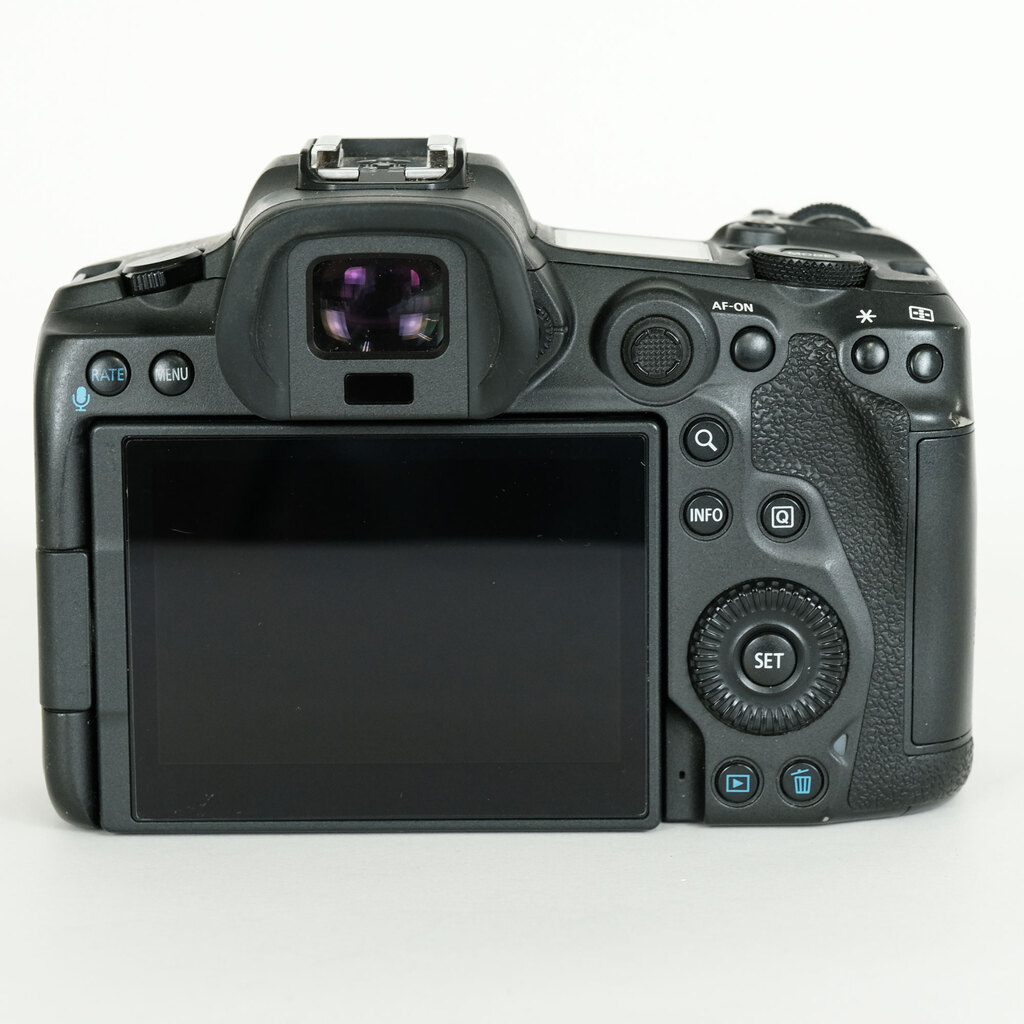 Canon EOS R5 Canon EOS R5