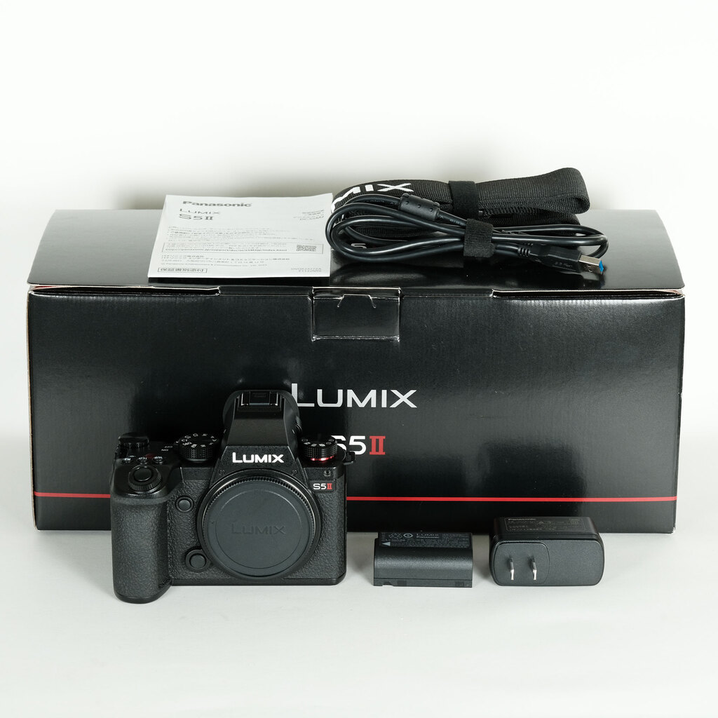 Panasonic LUMIX S5II DC-S5M2 Panasonic LUMIX S5II DC-S5M2