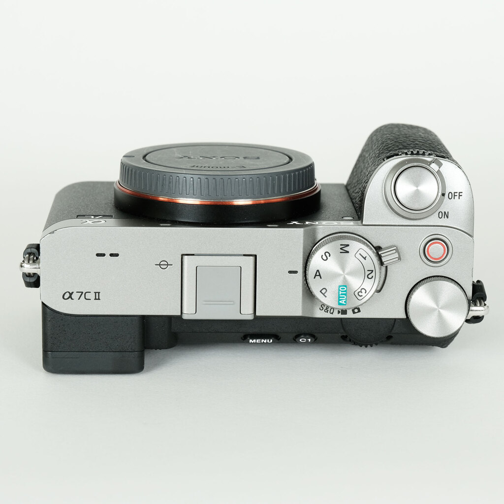 SONY α7C II(ILCE-7CM2) SONY α7C II(ILCE-7CM2)