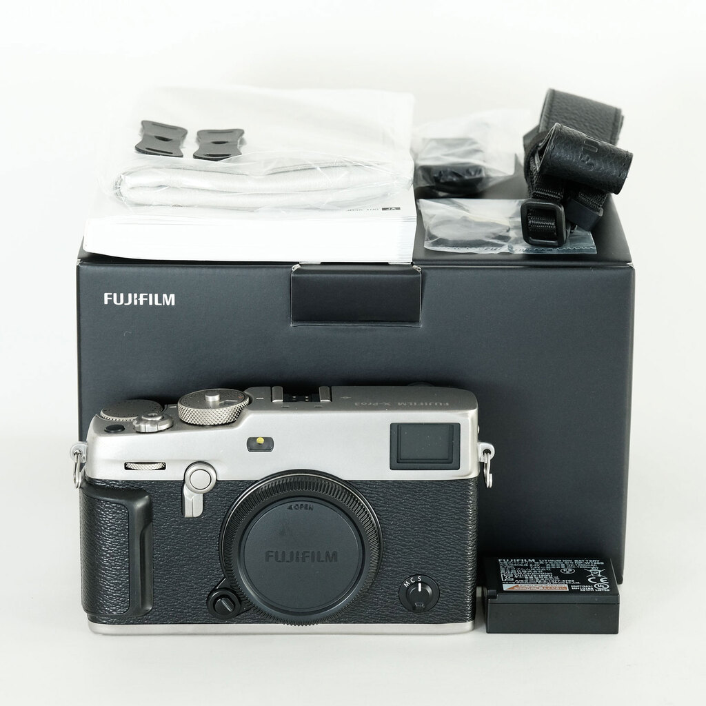 FUJIFILM X-Pro3 FUJIFILM X-Pro3