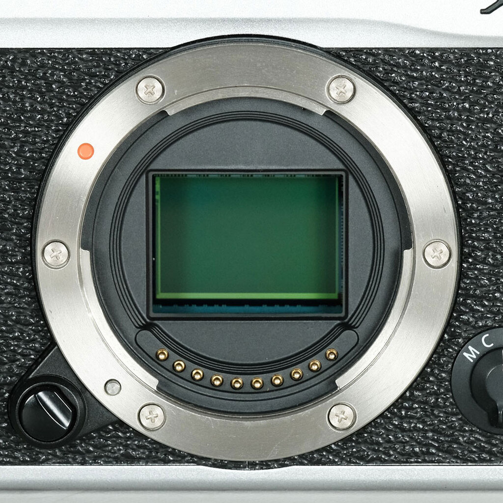 FUJIFILM X-E1 シルバー FUJIFILM X-E1 シルバー