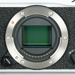 FUJIFILM X-E1 シルバー FUJIFILM X-E1 シルバー