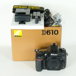 Nikon D610