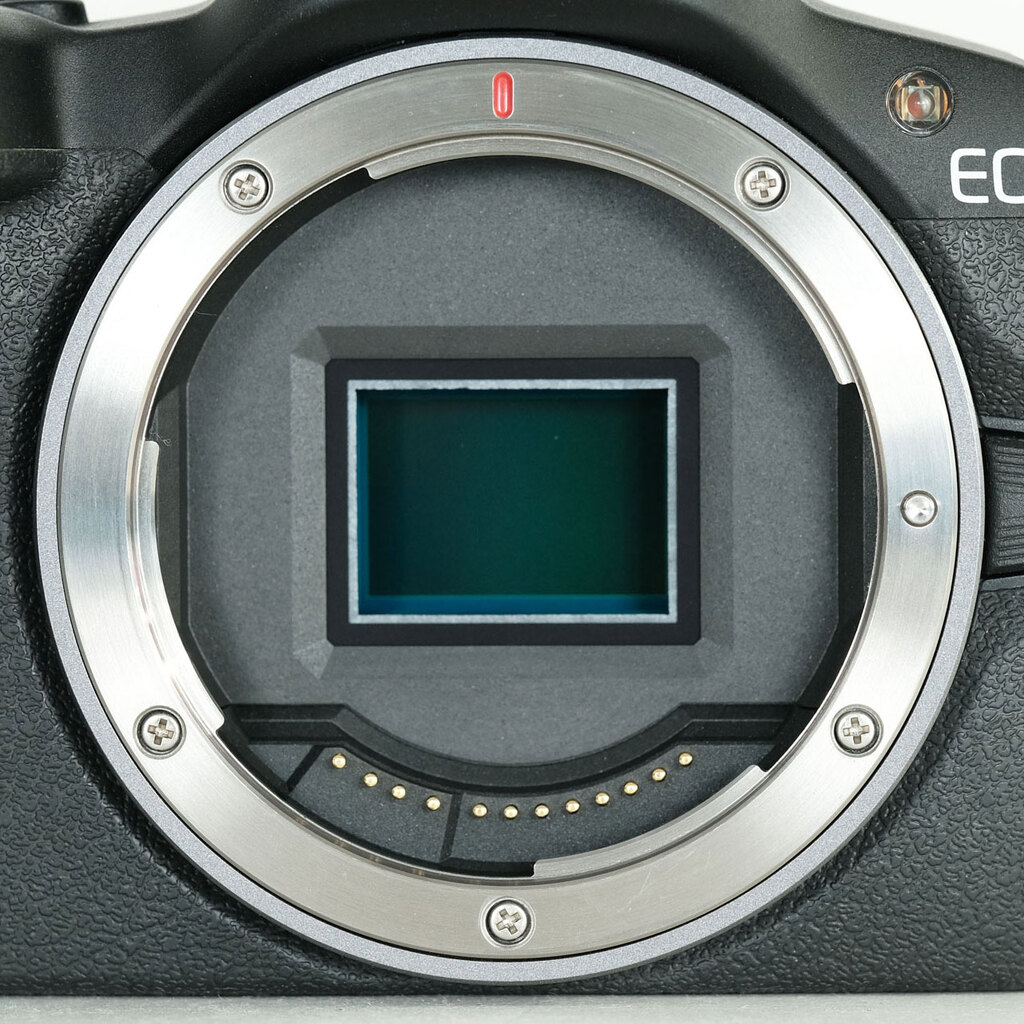Canon EOS R50 Canon EOS R50