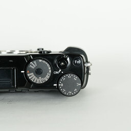 FUJIFILM X-Pro2 FUJIFILM X-Pro2