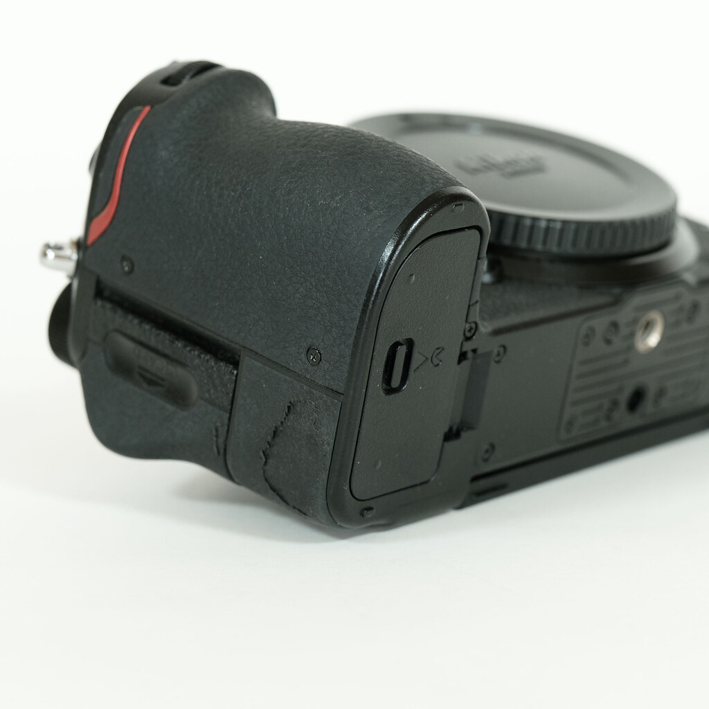 ジャンク Nikon Z6 ボディ Nikon Z6の出品 | ONE SCENE（ワンシーン）