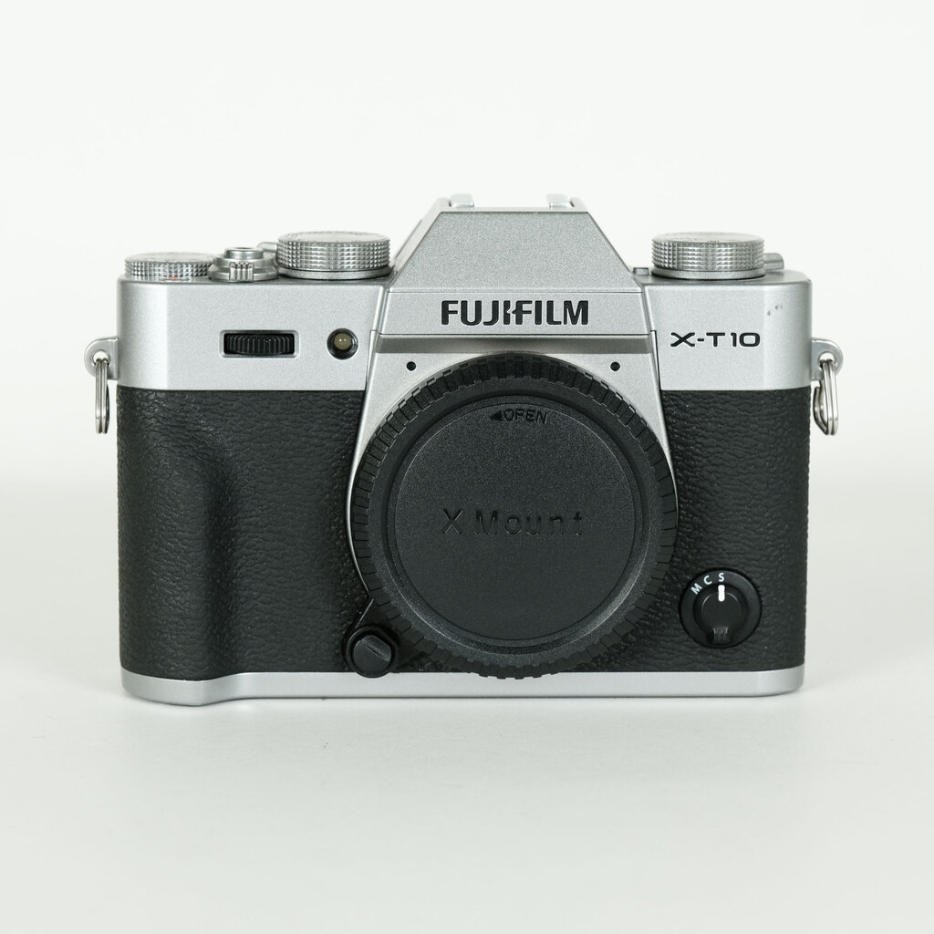 FUJIFILM 富士フイルム X-T10 シルバー　ボディ FUJIFILM X-T10 ボディ [シルバー] 中古価格比較 - 価格.com
