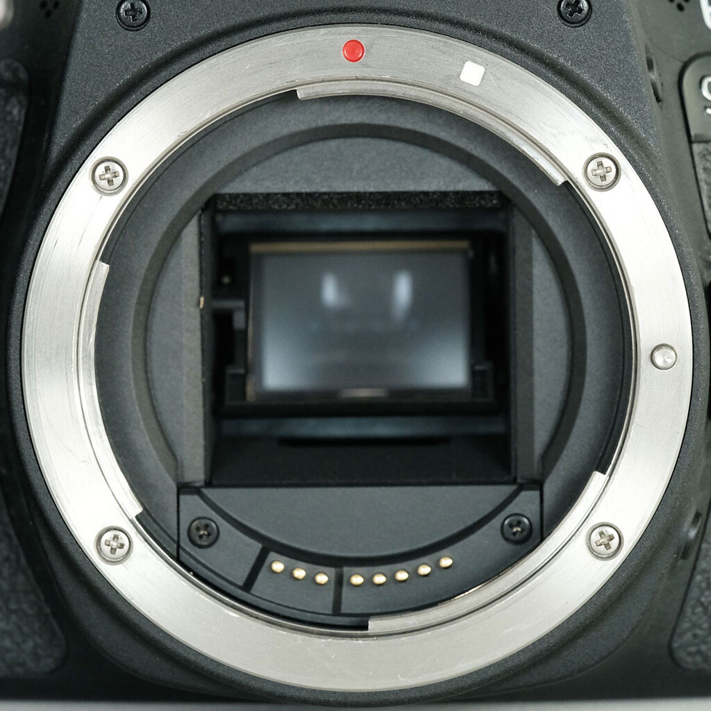 Canon EOS 9000D Canon EOS 9000D