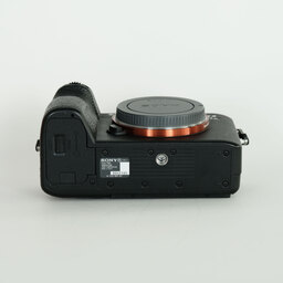 SONY α7 III(ILCE-7M3) SONY α7 III(ILCE-7M3)