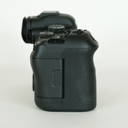 Canon EOS R6 Canon EOS R6