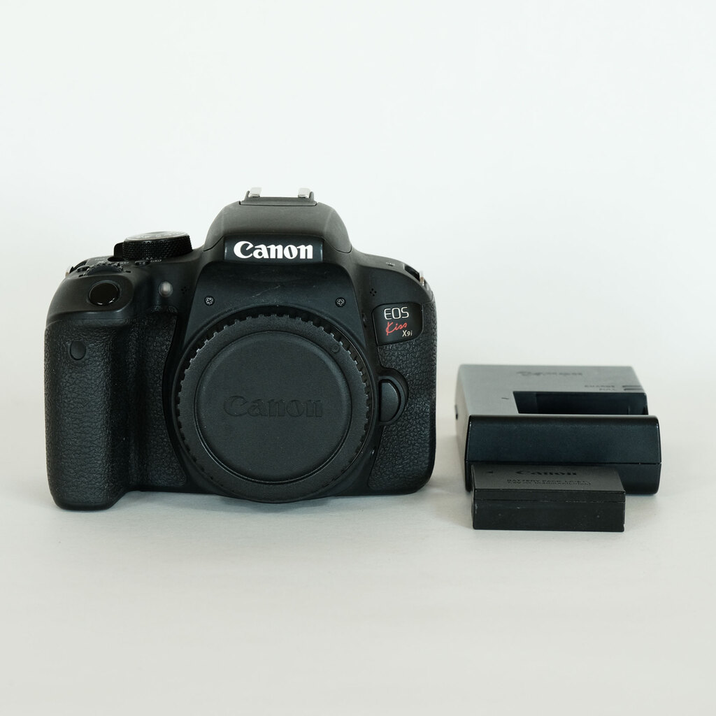 Canon EOS Kiss X9i Canon EOS Kiss X9i