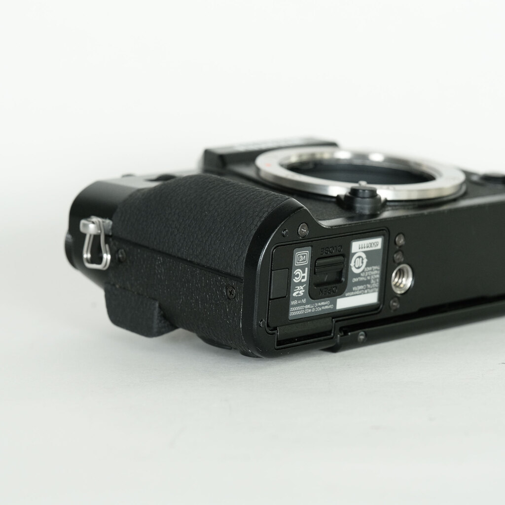 FUJIFILM X-T10 ボディ ブラック