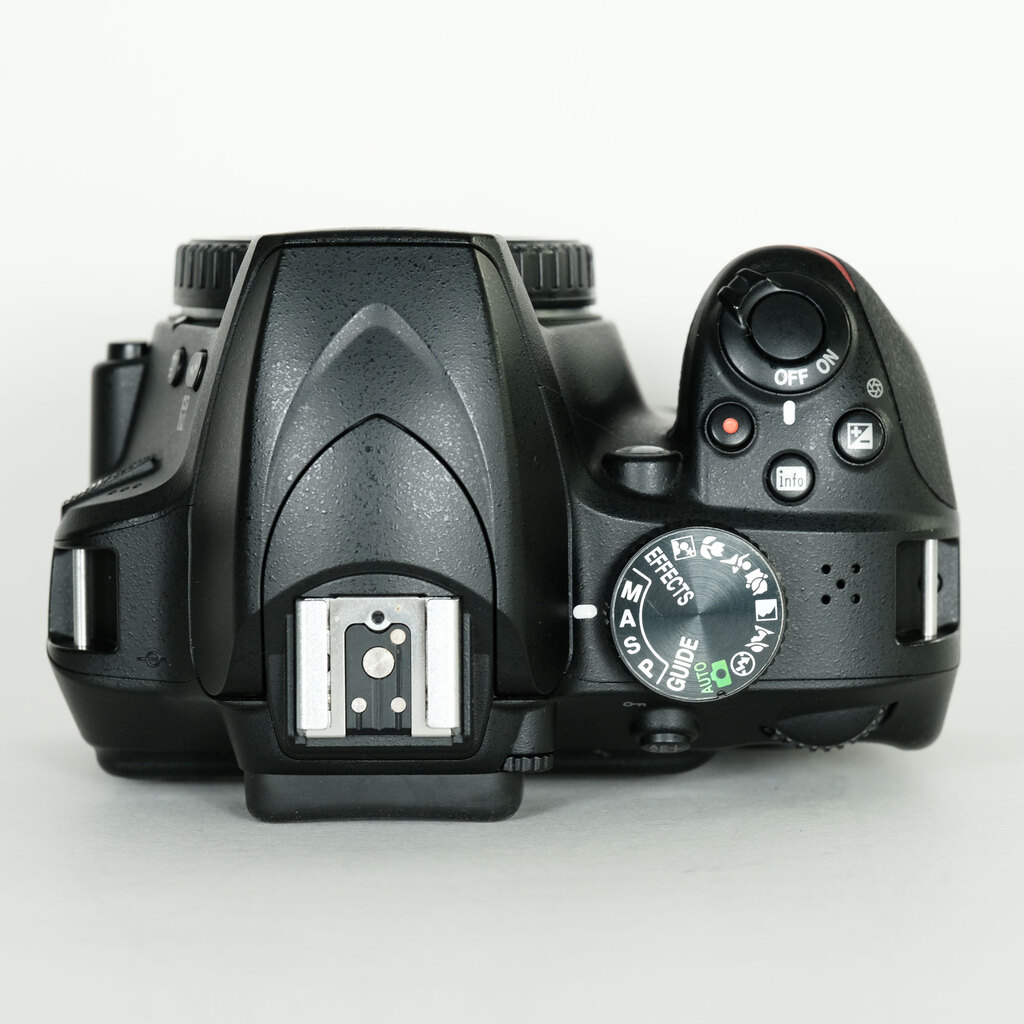 Nikon D3400の出品 | ONE SCENE（ワンシーン）