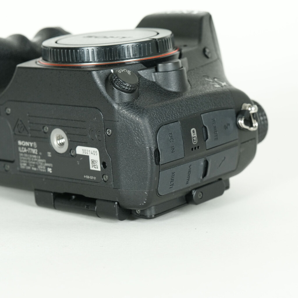 SONY α77IIボディ ILCA-77M2 SONY α77IIボディ ILCA-77M2