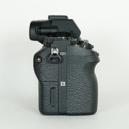 SONY α7 II(ILCE-7M2) SONY α7 II(ILCE-7M2)