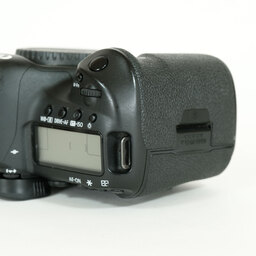 Canon EOS 5D Mark IV Canon EOS 5D Mark IV