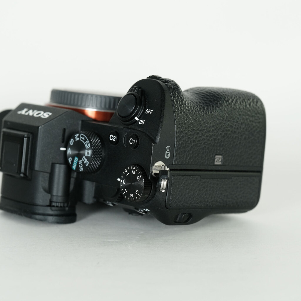 SONY α7 III(ILCE-7M3) SONY α7 III(ILCE-7M3)