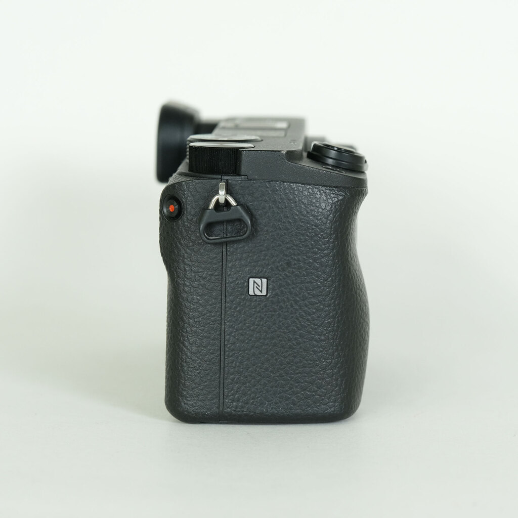 SONY α6400（ILCE-6400）