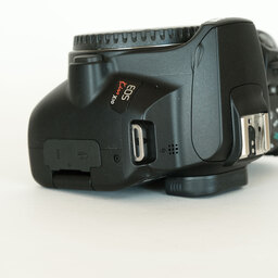 Canon EOS Kiss X10 Canon EOS Kiss X10