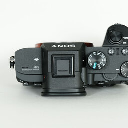 SONY α7 III(ILCE-7M3) SONY α7 III(ILCE-7M3)