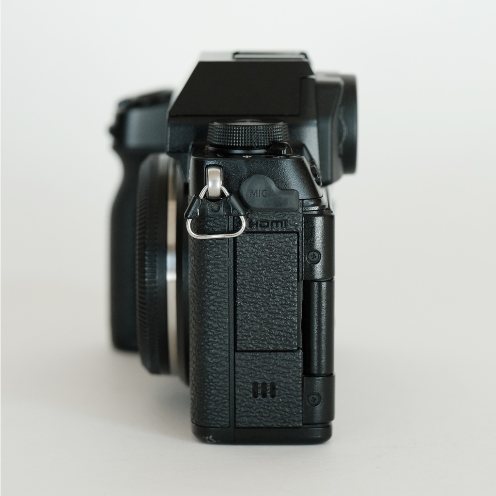 FUJIFILM X-S10 ボディ 予備バッテリー付き FUJIFILM X-S10の出品 | ONE SCENE（ワンシーン）