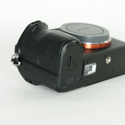 SONY α7 III（ILCE-7M3）