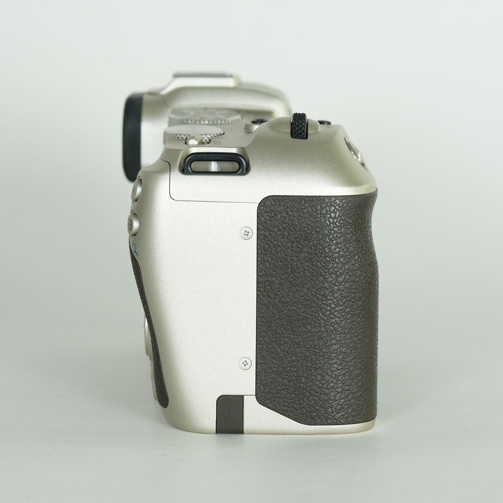 Canon EOS RP ボディ ゴールド Canon EOS RP ボディ ゴールド