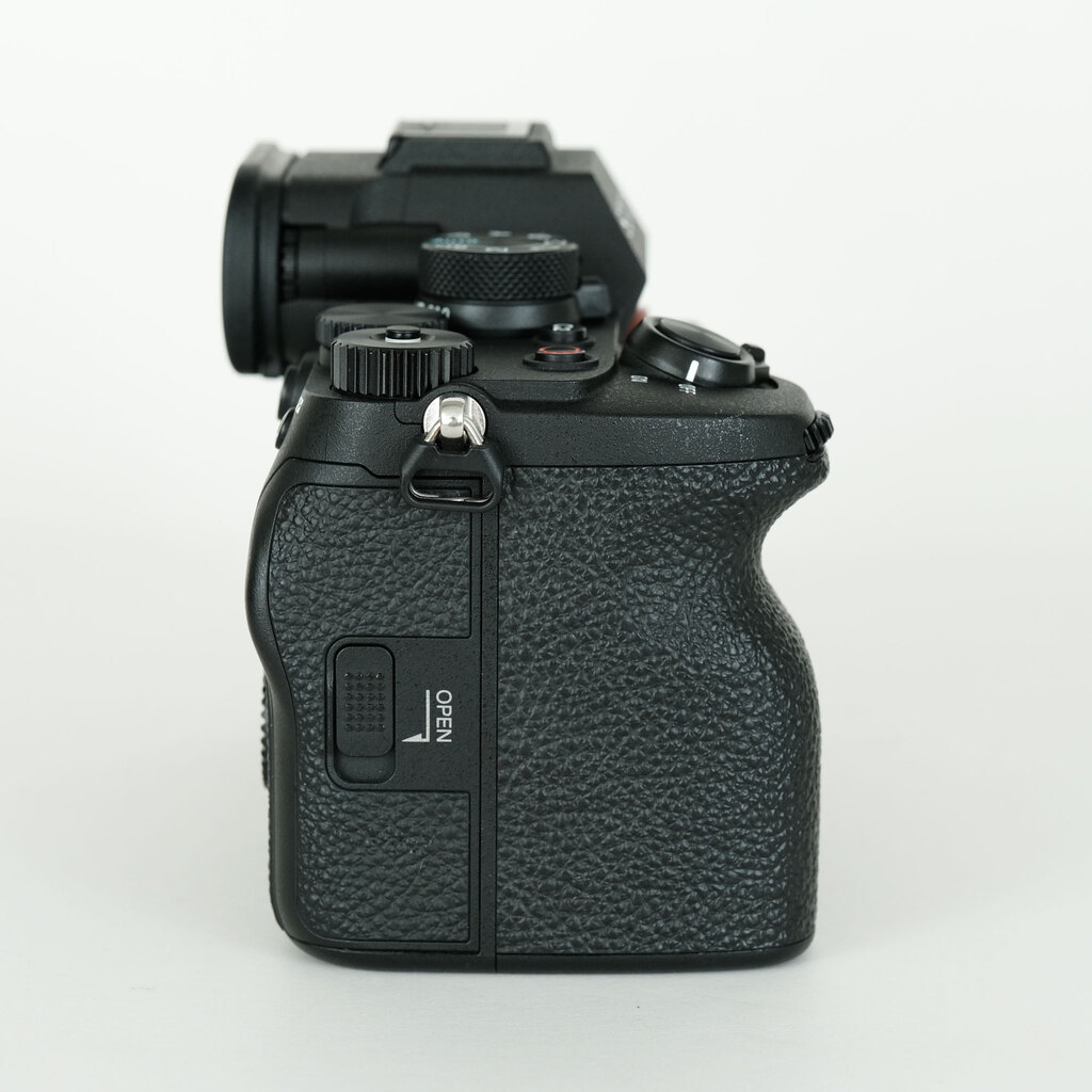 SONY ソニー α7 IV ボディ ILCE-7M4 α7 IV | デジタル一眼カメラα（アルファ） | ソニー