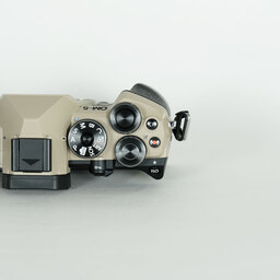 OM SYSTEM OM-5 Mark II ボディ サンドベージュ OM SYSTEM OM-5 Mark II ボディ サンドベージュ