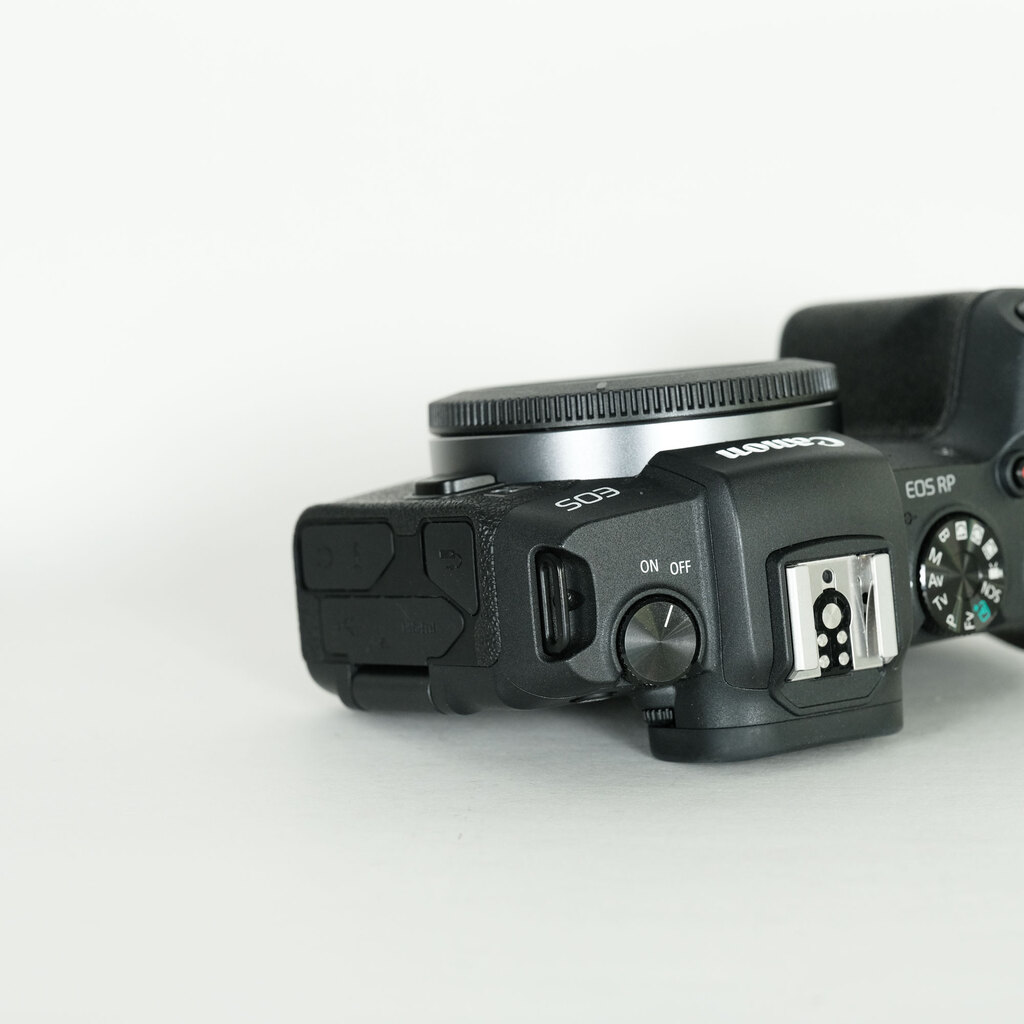 Canon EOS RP Canon EOS RP
