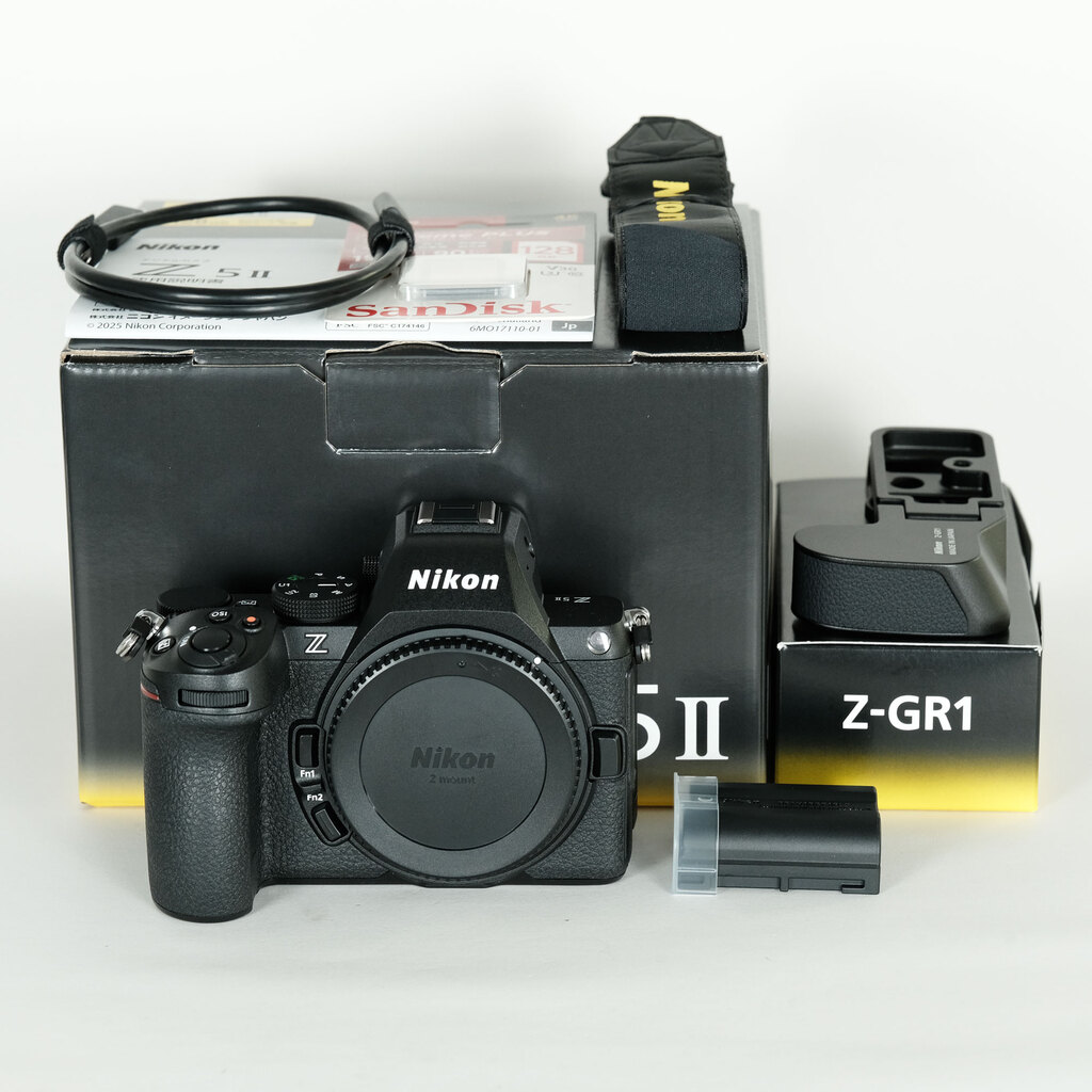 Nikon Z5IIの出品 | ONE SCENE（ワンシーン）