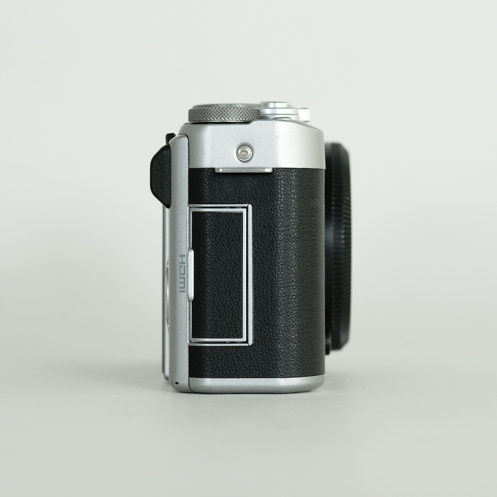 FUJIFILM X-A5 FUJIFILM X-A5