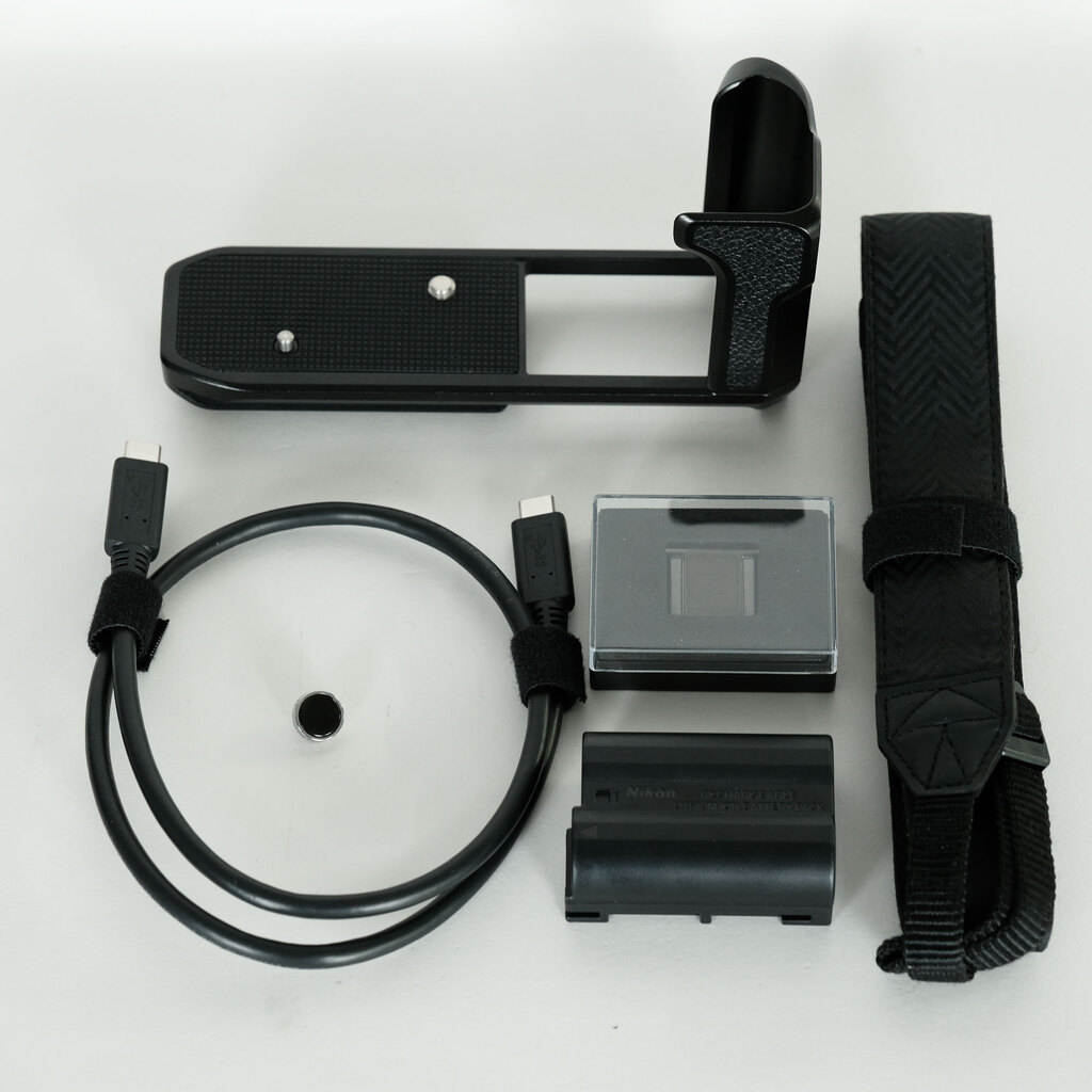 Nikon Z fの出品 | ONE SCENE（ワンシーン）