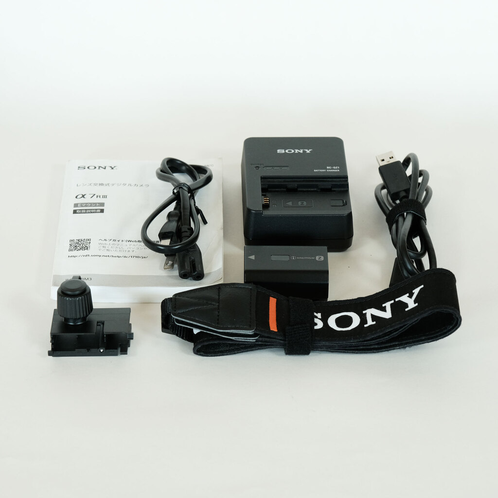 SONY α7R III(ILCE-7RM3) SONY α7R III(ILCE-7RM3)