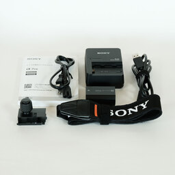 SONY α7R III(ILCE-7RM3) SONY α7R III(ILCE-7RM3)