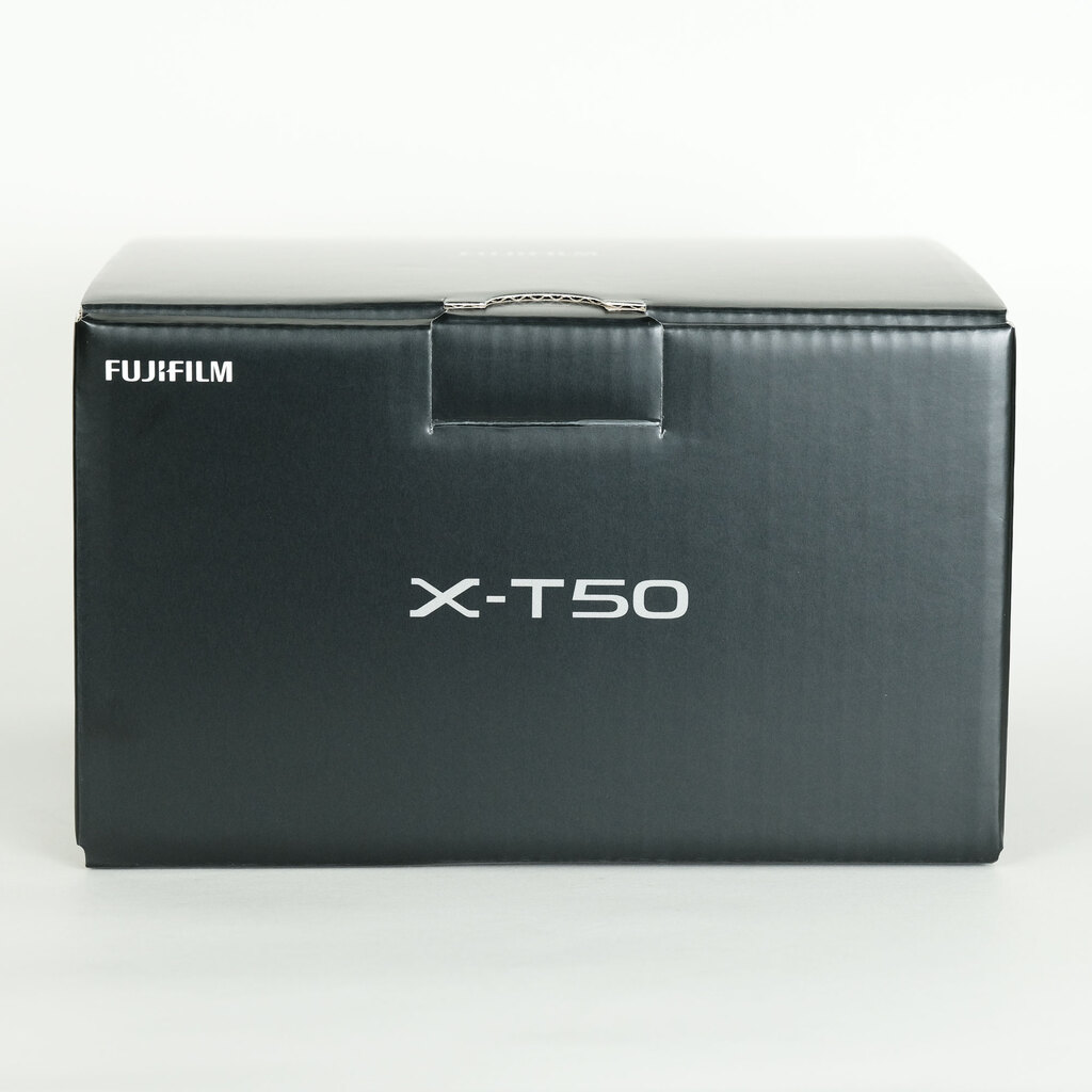 [新品未開封][保証あり] FUJIFILM X-T50 ボディのみ FUJIFILM X-T50の出品 | ONE SCENE（ワンシーン）