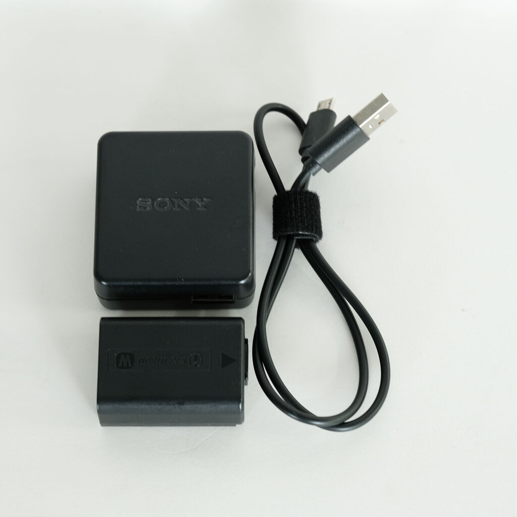 SONY α7(ILCE-7) SONY α7(ILCE-7)