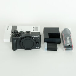 Canon EOS M6 Canon EOS M6