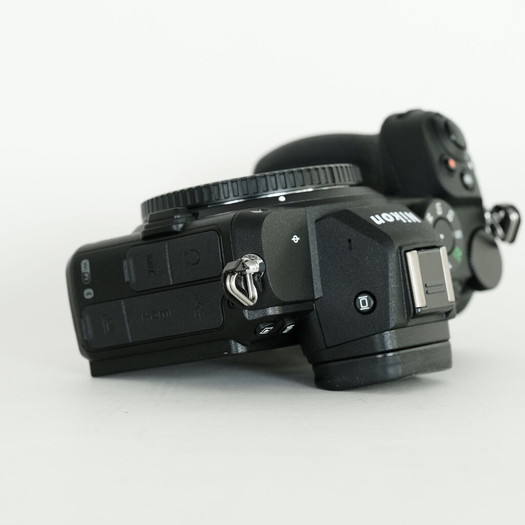 Nikon Z5 +おまけ Nikon Z5 Unboxing by Ken Rockwell - YouTube