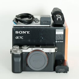 SONY α7C(ILCE-7C) SONY α7C(ILCE-7C)