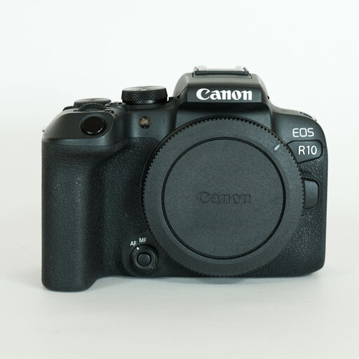 Canon EOS R10
