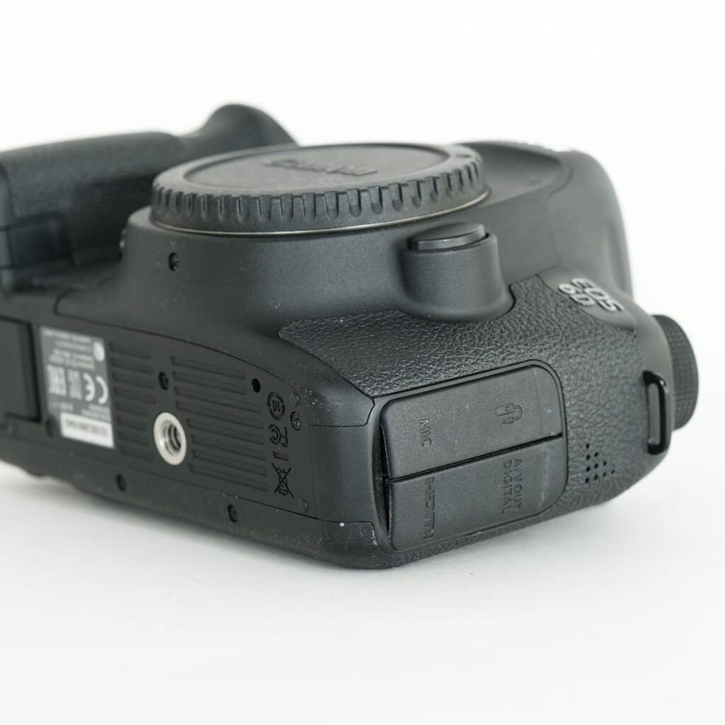 Canon EOS 6D Canon EOS 6D