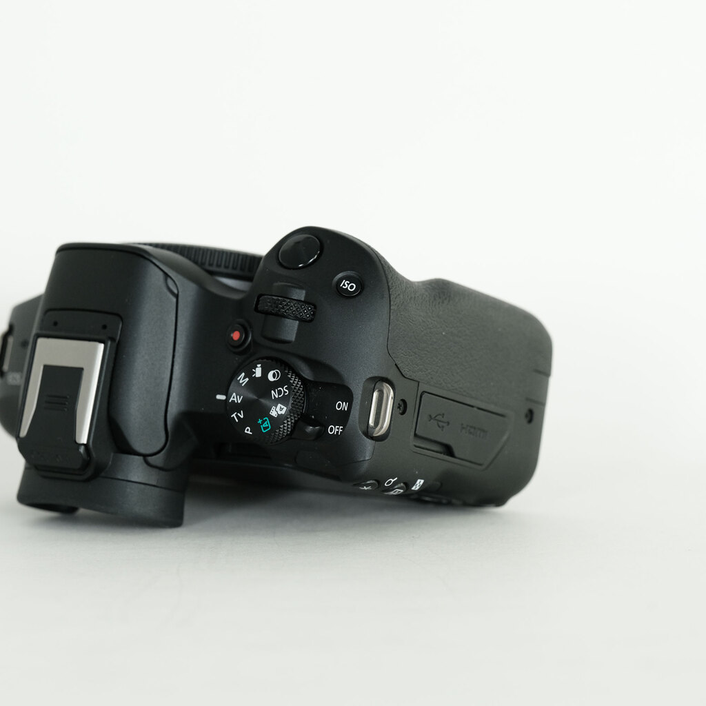Canon EOS R50 Canon EOS R50