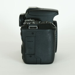 Canon EOS Kiss X9 Canon EOS Kiss X9