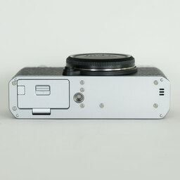 FUJIFILM X-E4 FUJIFILM X-E4