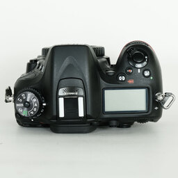 ジャンク品 Nikon D7100 デジタル一眼レフカメラ 中古】NIkon ニコン D7100 デジタル一眼レフカメラ | 中古カメラ