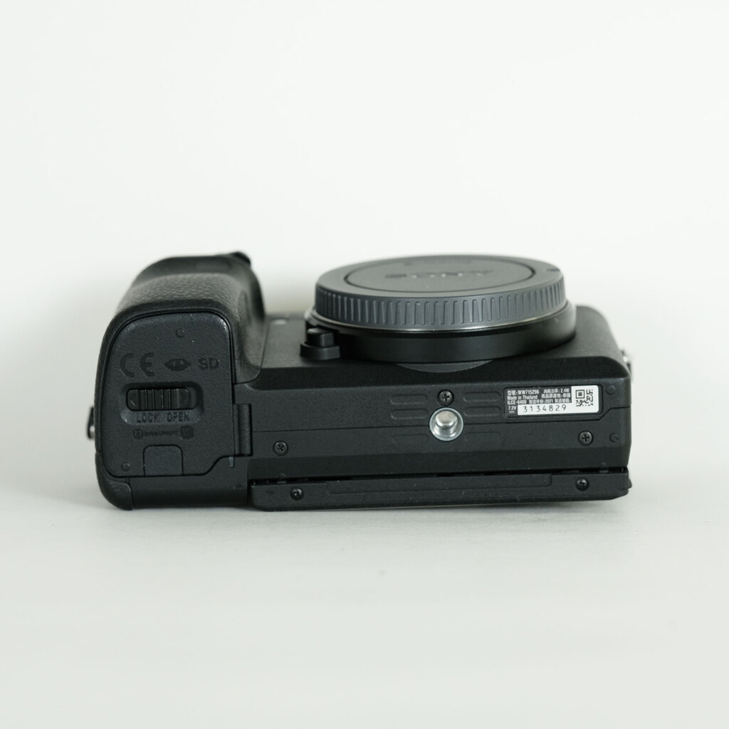 SONY α6400(ILCE-6400) SONY α6400(ILCE-6400)