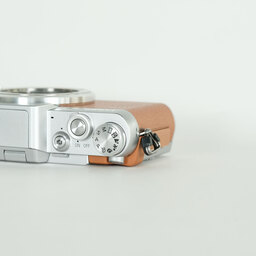 Panasonic LUMIX DMC-GF7W ダブルズームレンズキット ブラウン Panasonic LUMIX DMC-GF7W ダブルズームレンズキット ブラウン