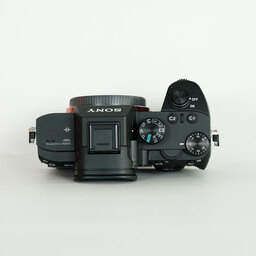 SONY α7 III(ILCE-7M3) SONY α7 III(ILCE-7M3)